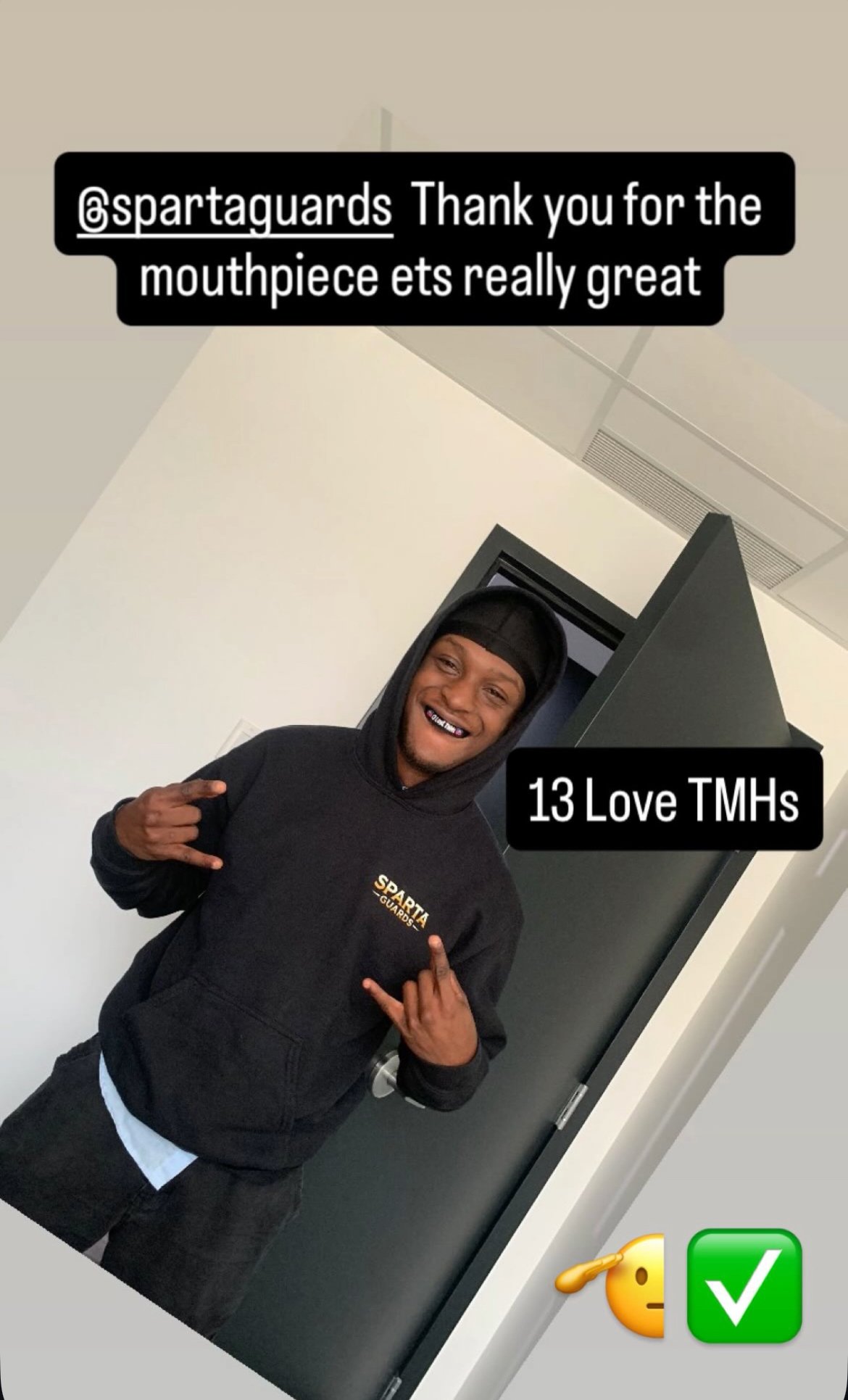 88739537-55F3-45B6-9EDA-03BC6D34CCCD