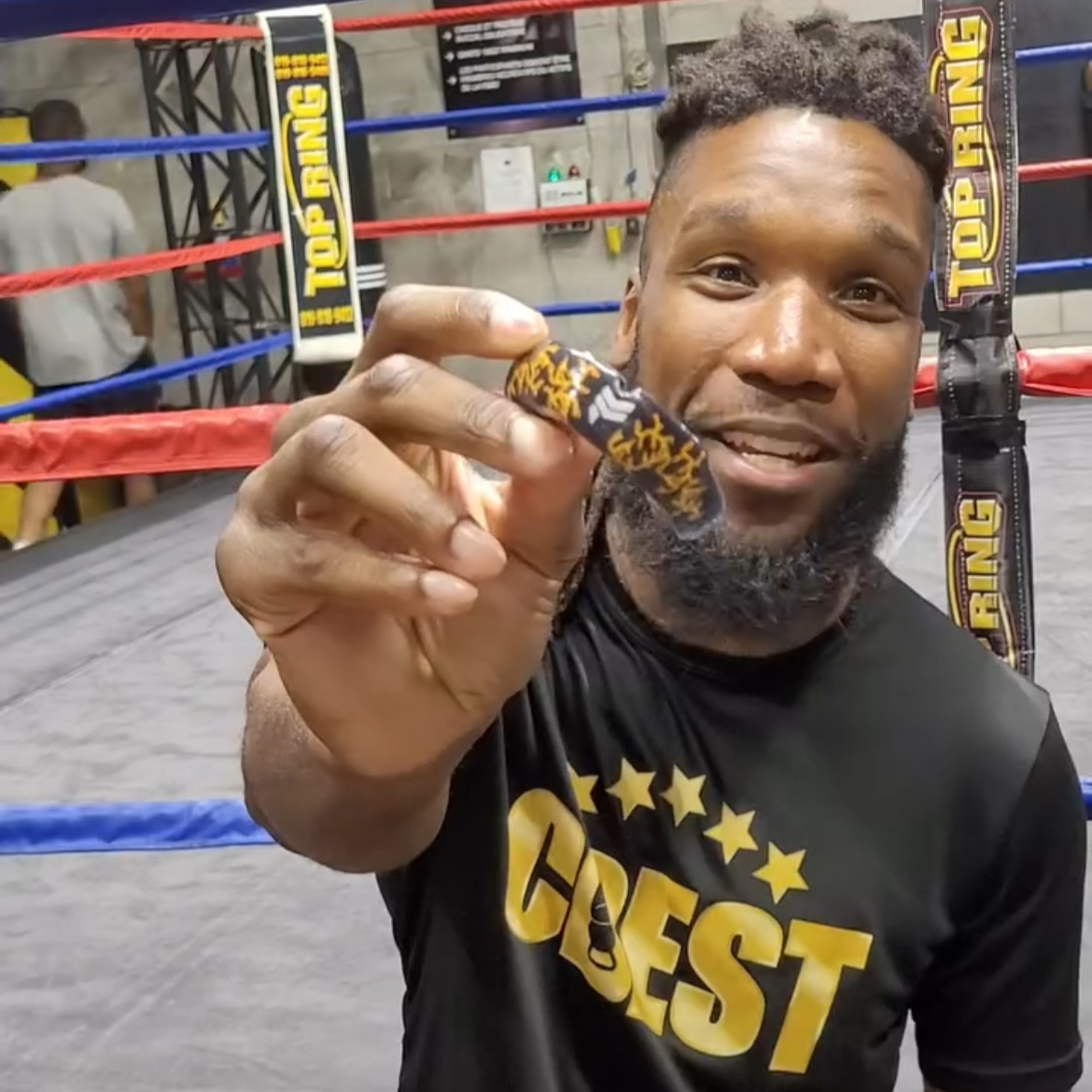 B1E92D4D-632A-4EFE-B6C8-D91130321AF1